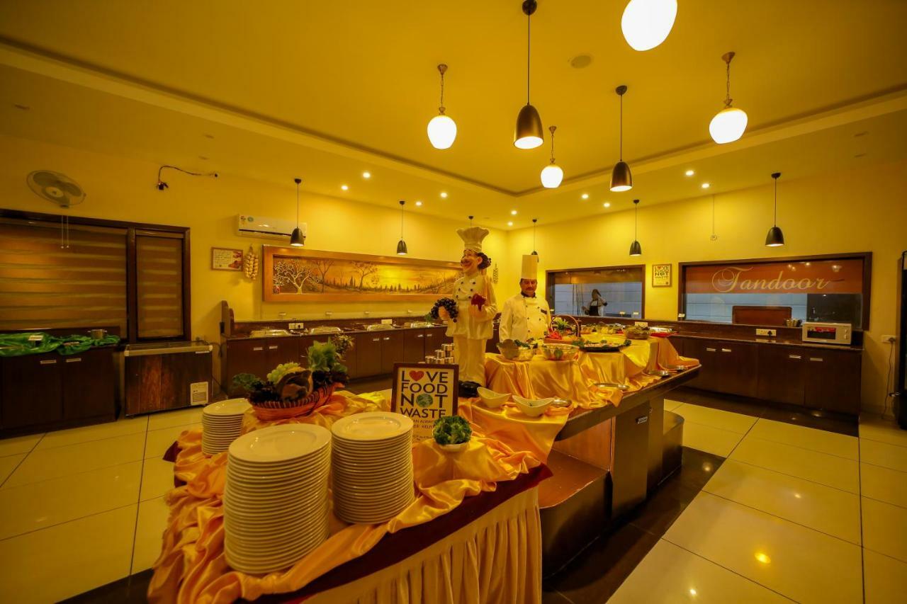 Corbett The Baagh Spa & Resort Rāmnagar Exterior photo